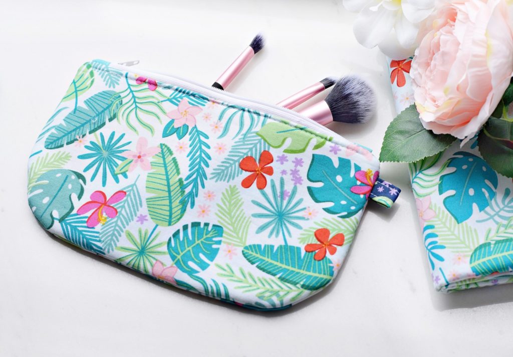 a finished round-bottom zipper pouch in floral fabric