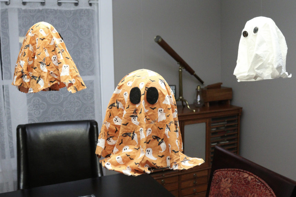 DIY Hanging Ghosts from scrap fabric and starch